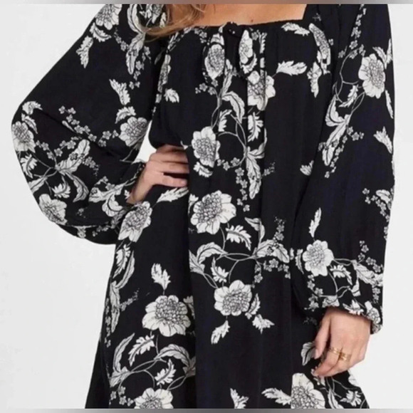 Billabong Black Floral Multi Way Boho Flowy Dress SZ XS - Picture 2 of 8